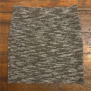 LOFT Black and White Knit Pencil Skirt